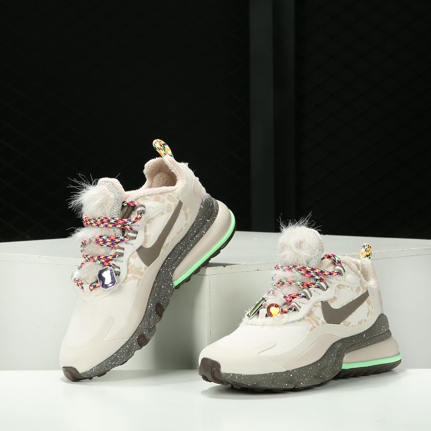 Sepatu Lari Latihan Berbantala - Nike Shoes Air Max 270 ulasan dan harga